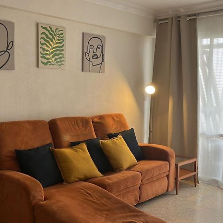 Cozy Apartment Next To Center Sevilha Exterior foto