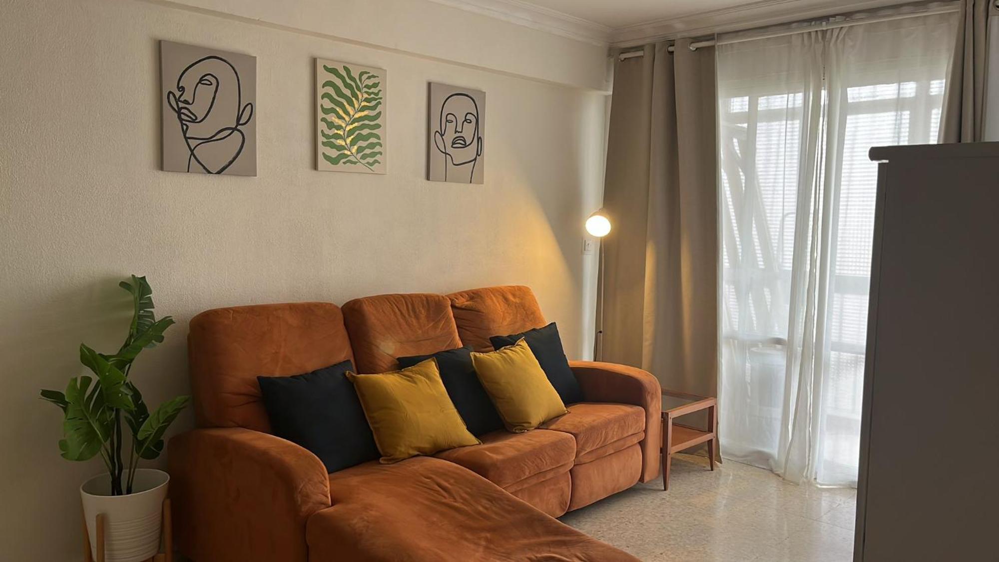 Cozy Apartment Next To Center Sevilha Exterior foto